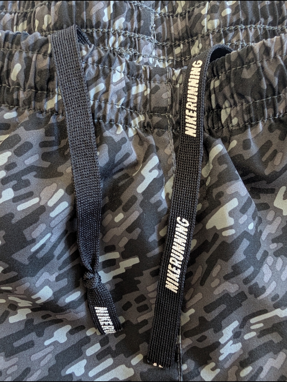 Nike Women’s Black/Gray Dri-FIT Running Shorts Size Medium - Picture 6 of 8